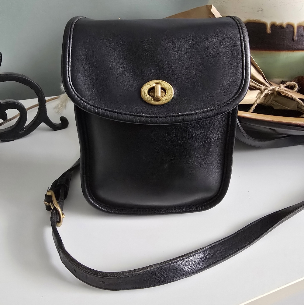 Vintage Coach Sidepack 9978